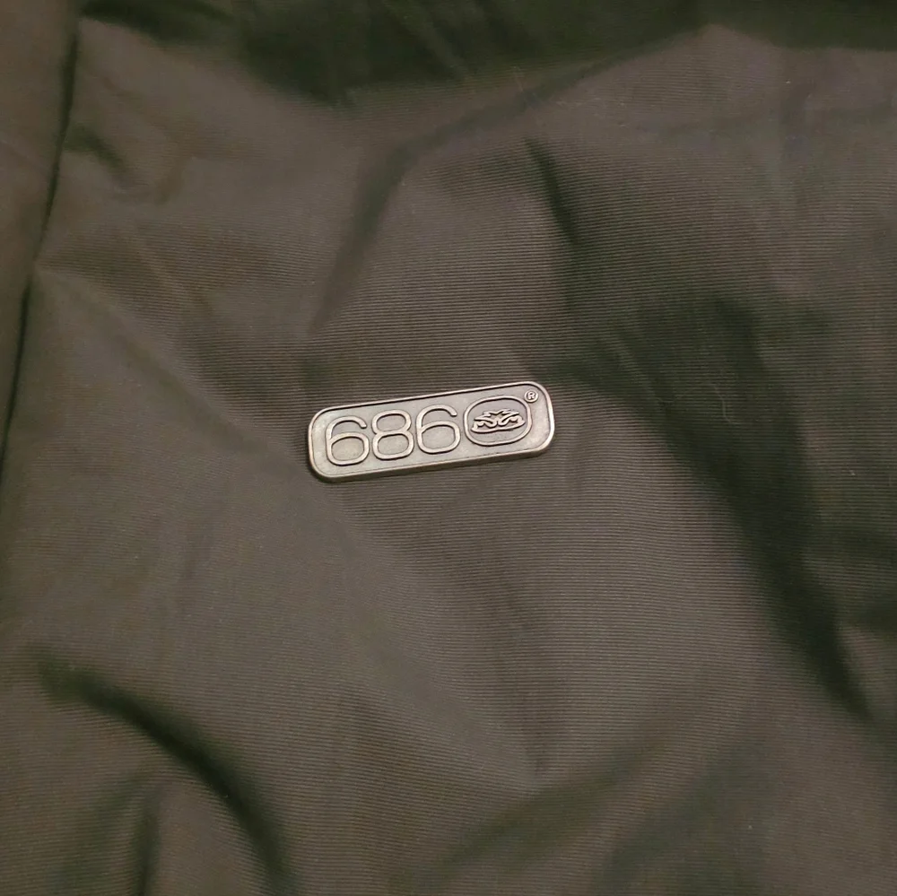 686 Six Eight Six Green and Pink Ski Snowboard Jacket - Medium - Picture 9 of 10